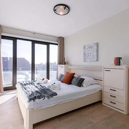 Huswell - Spacious & Modern Sea View With Garage * Ostenda